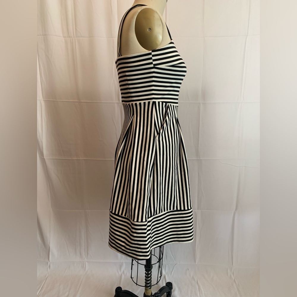Nwot Brixon Ivy Black & White Striped
Ponte Bib Fit & Flare Summer Dress medium - Picture 3 of 12